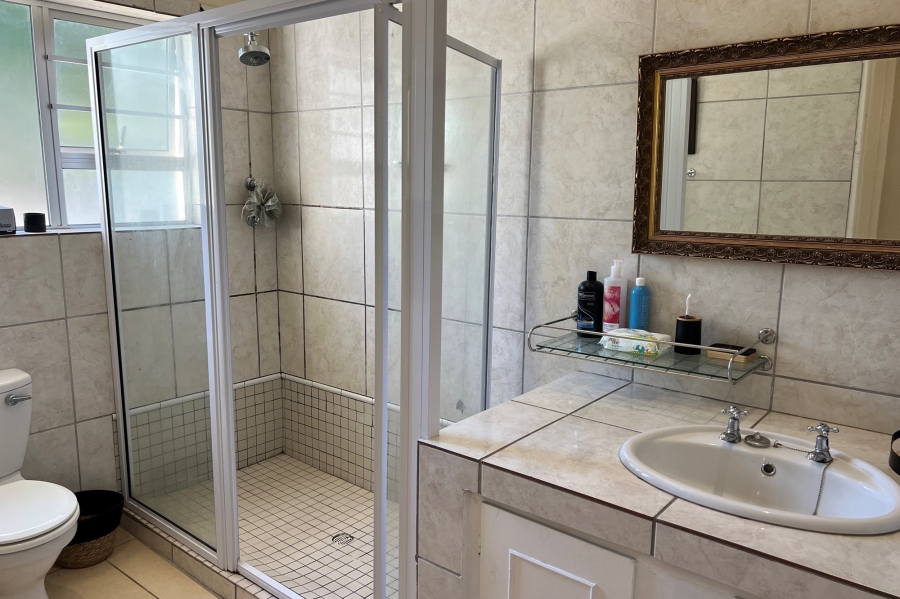 2 Bedroom Property for Sale in Bonza Bay Eastern Cape